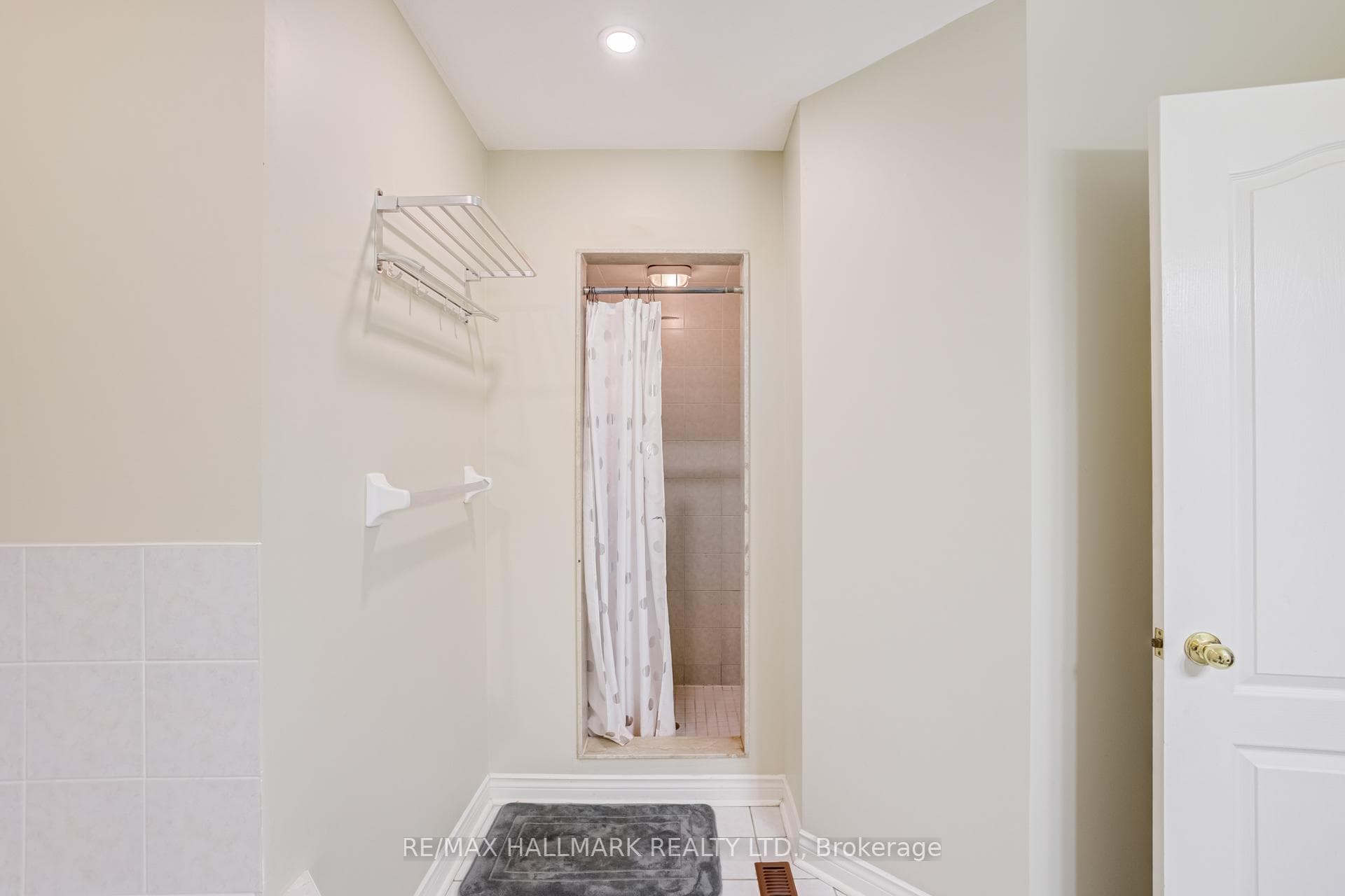 Separate Shower
