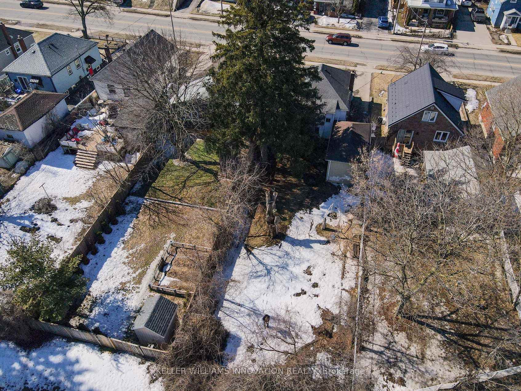 230 Lancaster Street photo 24