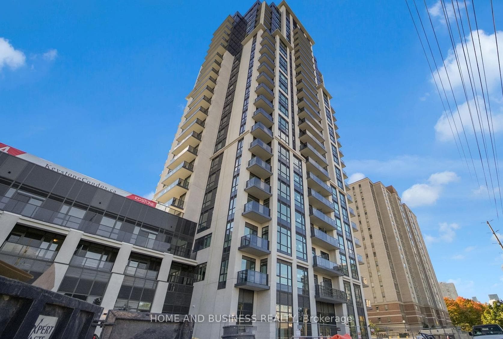 202 Burnhamthorpe Road Unit 808 photo 1