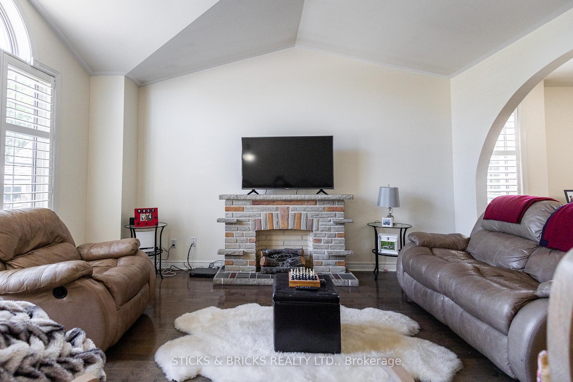 8207 Beaver Glen Drive photo 7