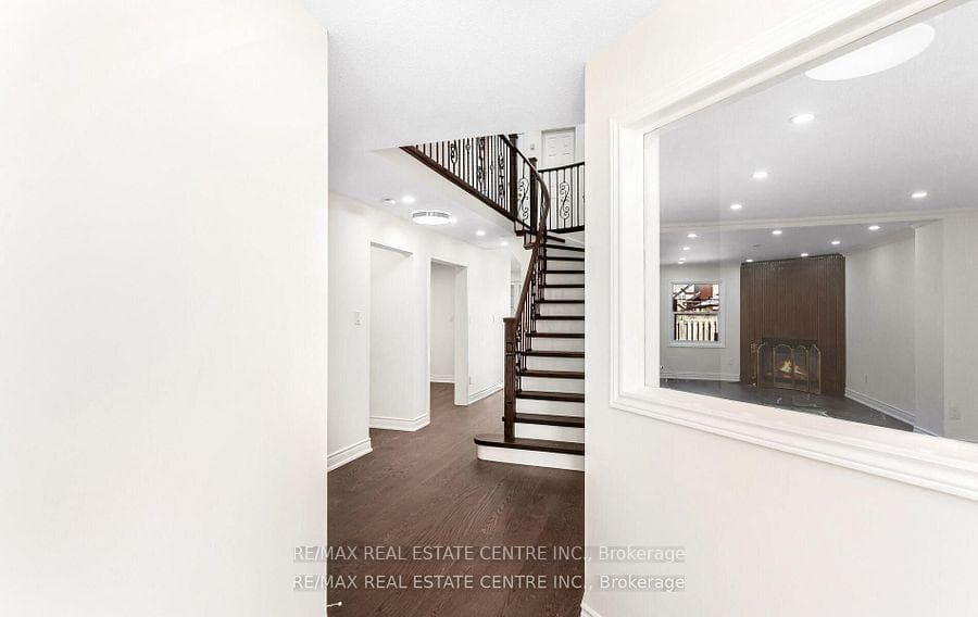 42 Howes Street photo 6