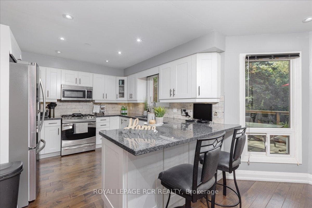 8 Hiram Road photo 10