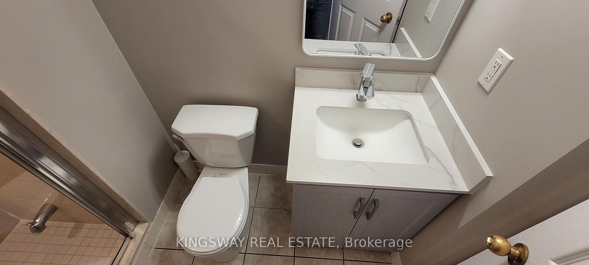 7 Lorraine Avenue Unit 812 photo 24