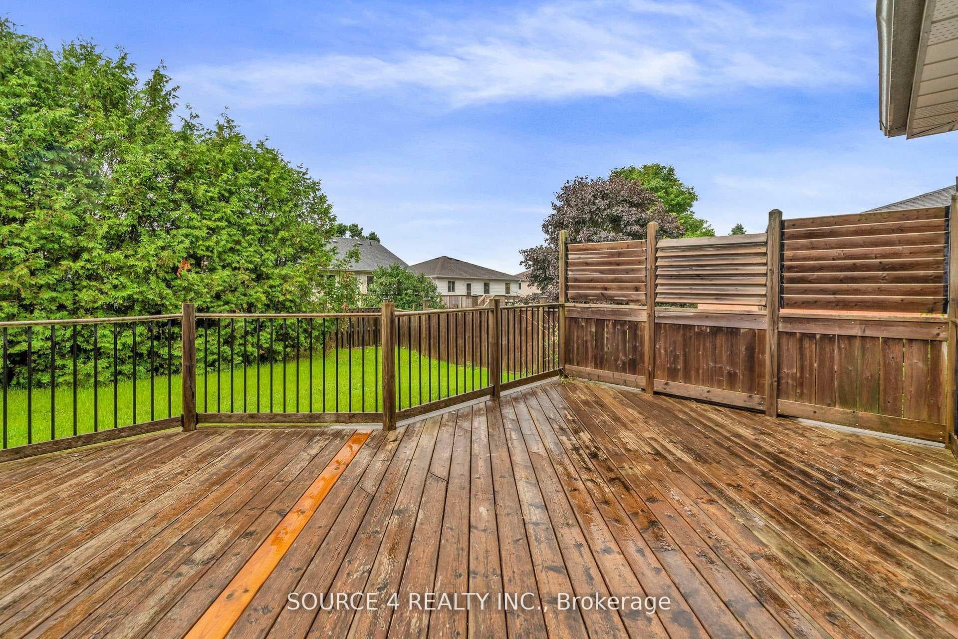 617 Canfield Place photo 38