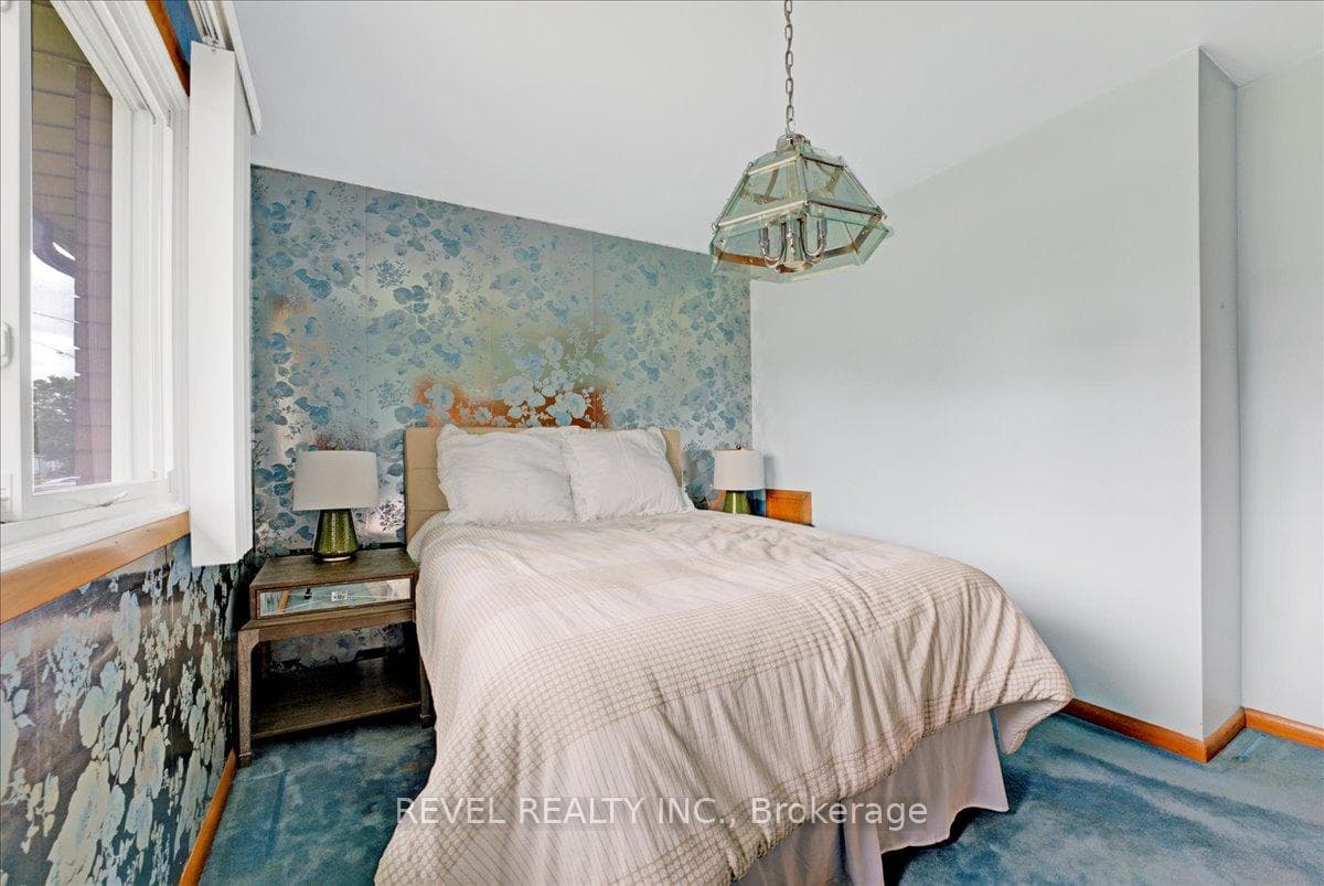 328 West 5th Street photo 14