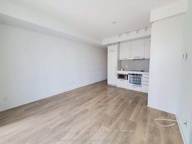87 Peter Street Unit 2213 photo 3