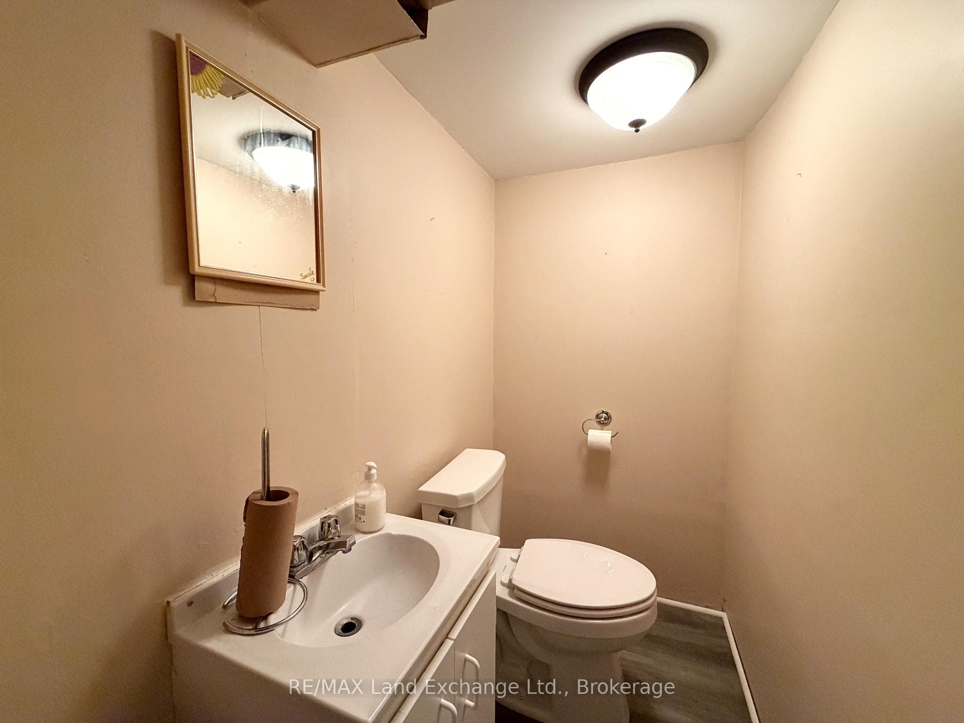 Bathroom #2