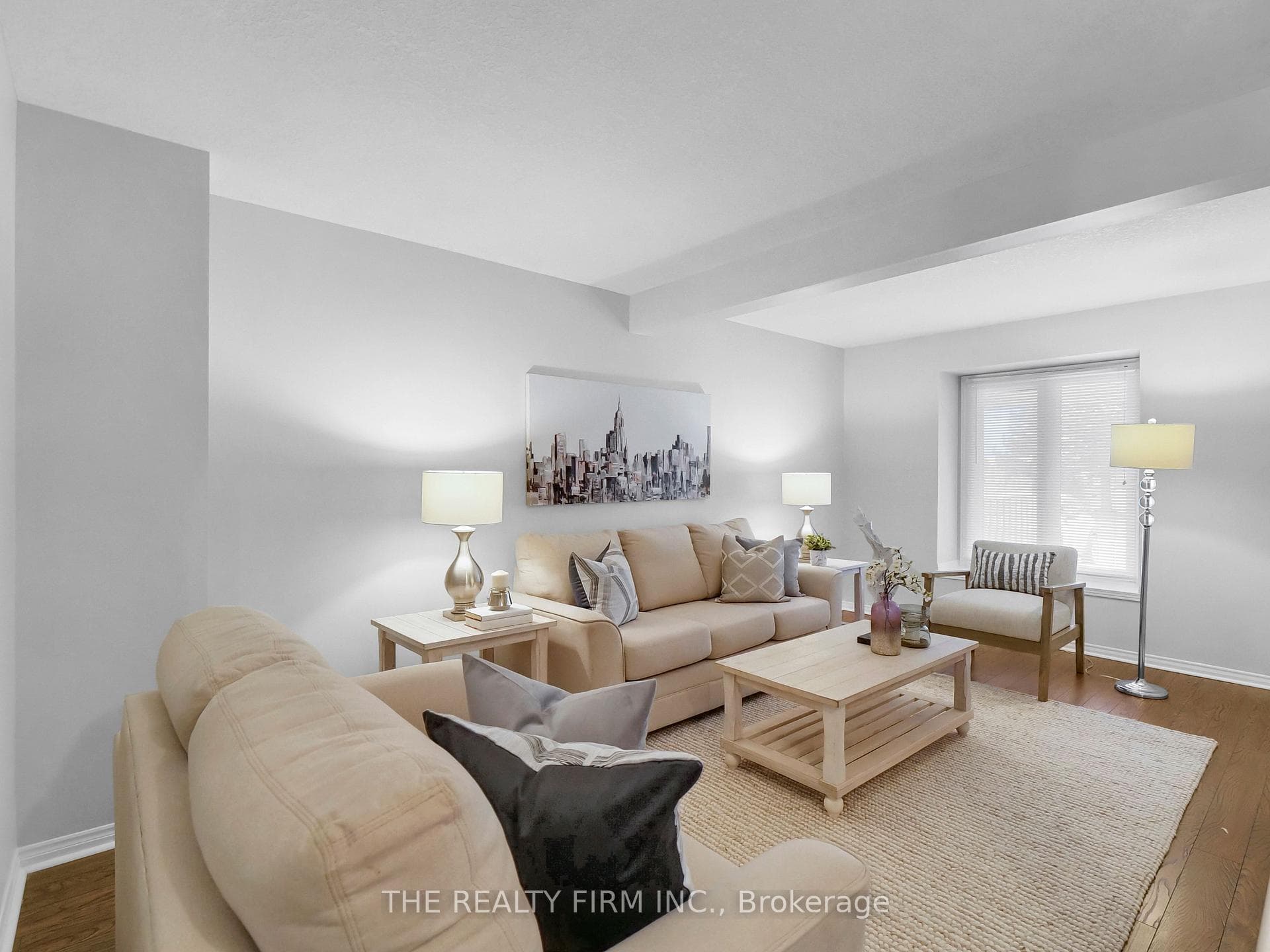 55 Ashley Crescent Unit 34 photo 1