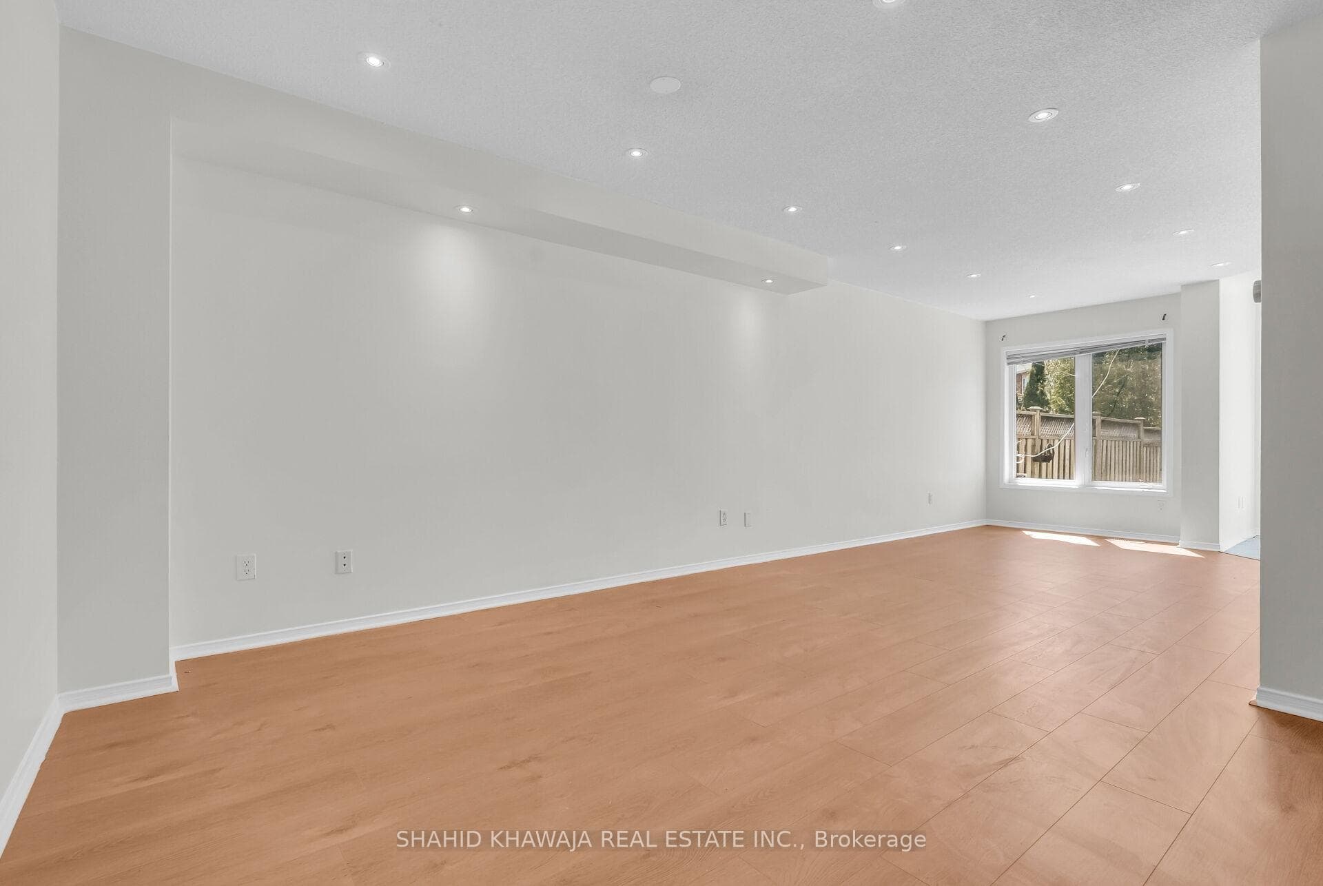 7683 Black Walnut Trail photo 6