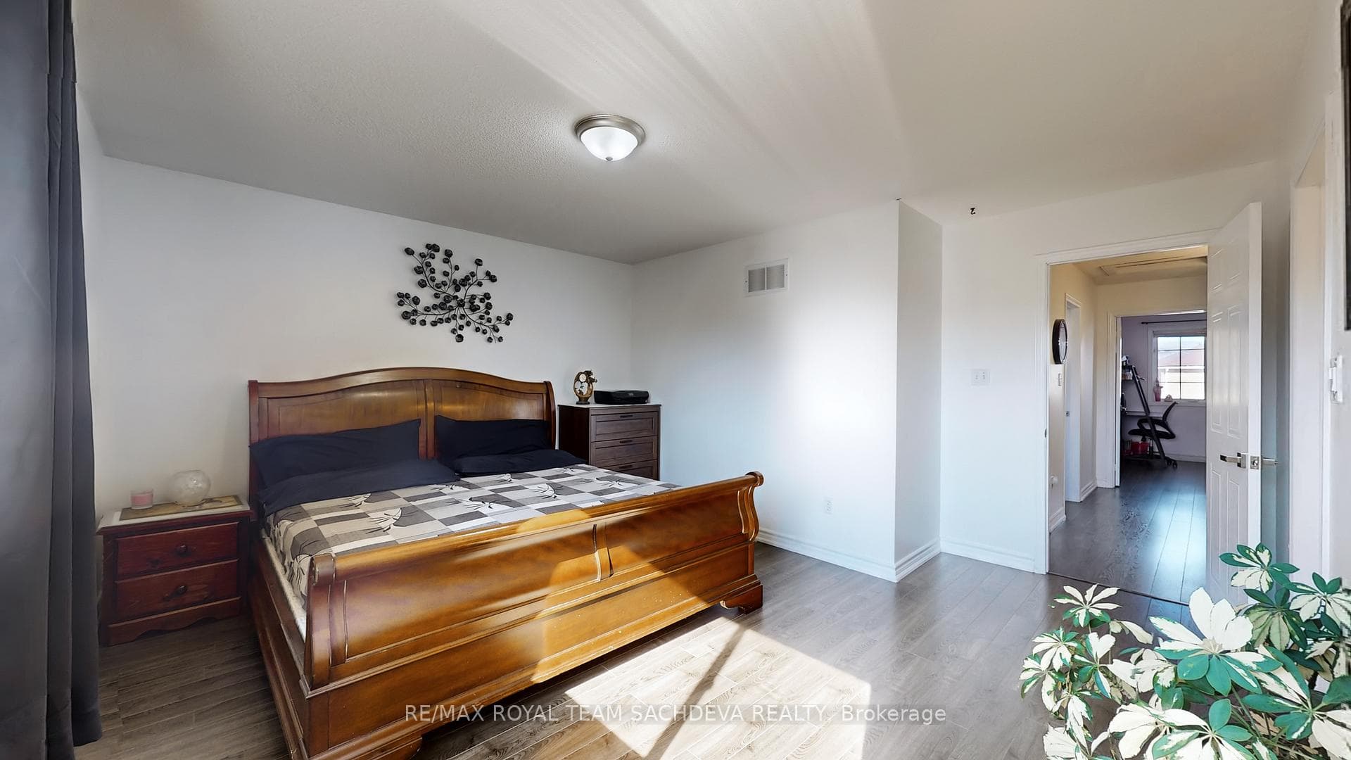 51 Monk Crescent photo 19