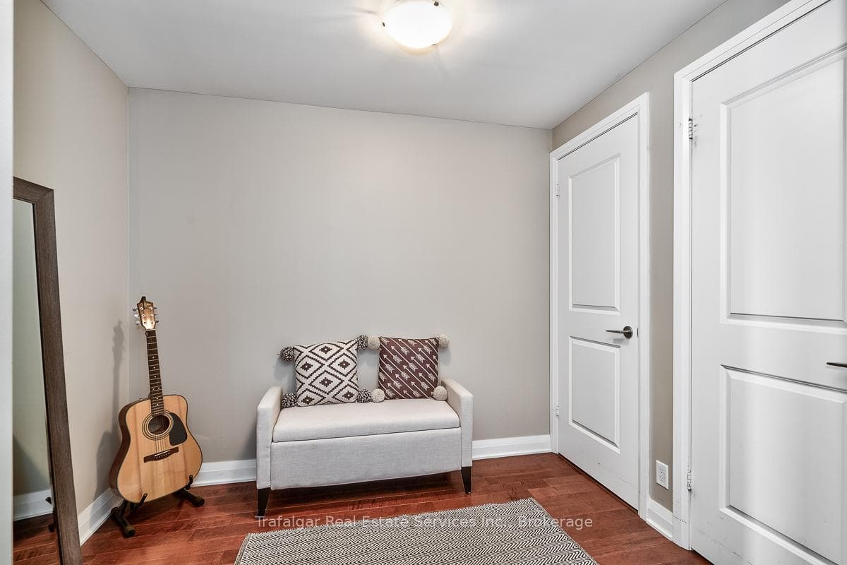 1055 Southdown Road Unit 512 photo 3