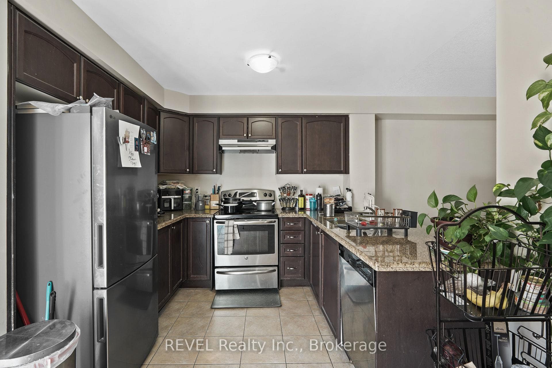 7 DORCHESTER Terrace photo 11