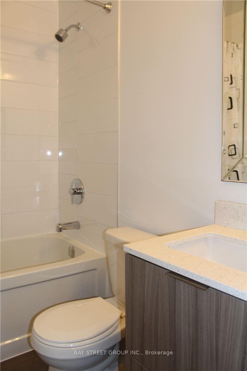 50 Forest Manor Road Unit 401 photo 11