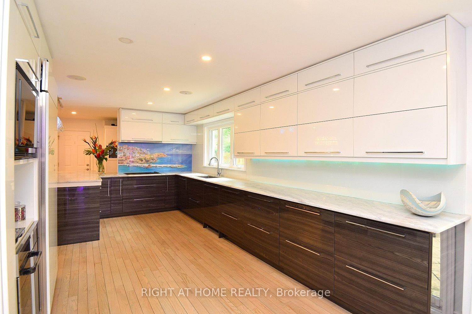 4299 Lakeshore Road photo 7