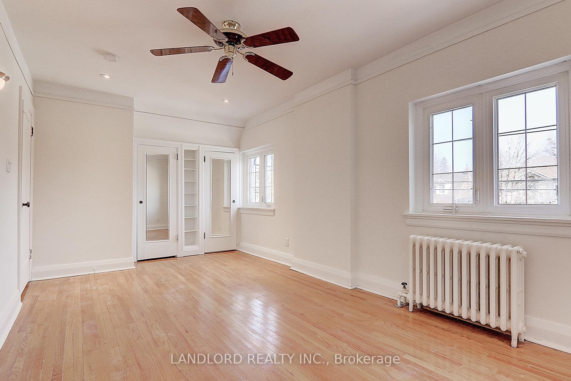 138 Fallingbrook Road photo 18