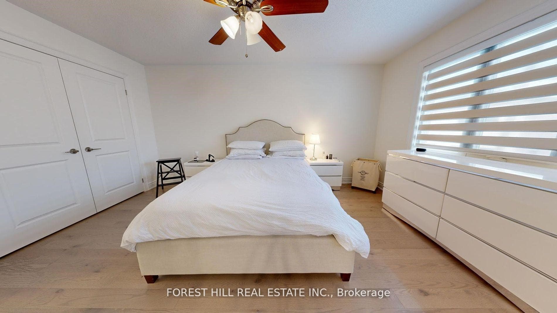 54 Montrose Boulevard photo 14