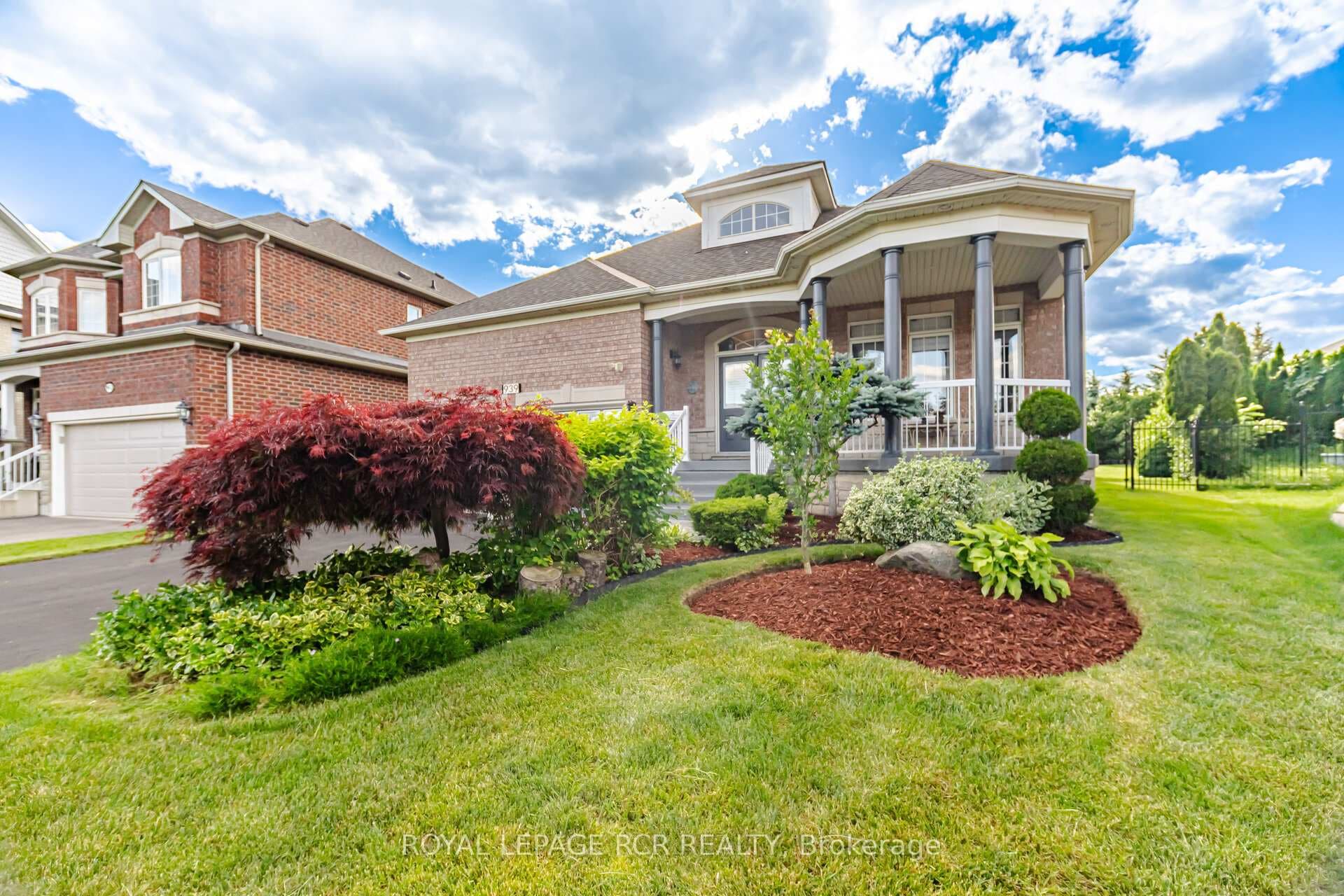 939 Brass Winds Place photo 2