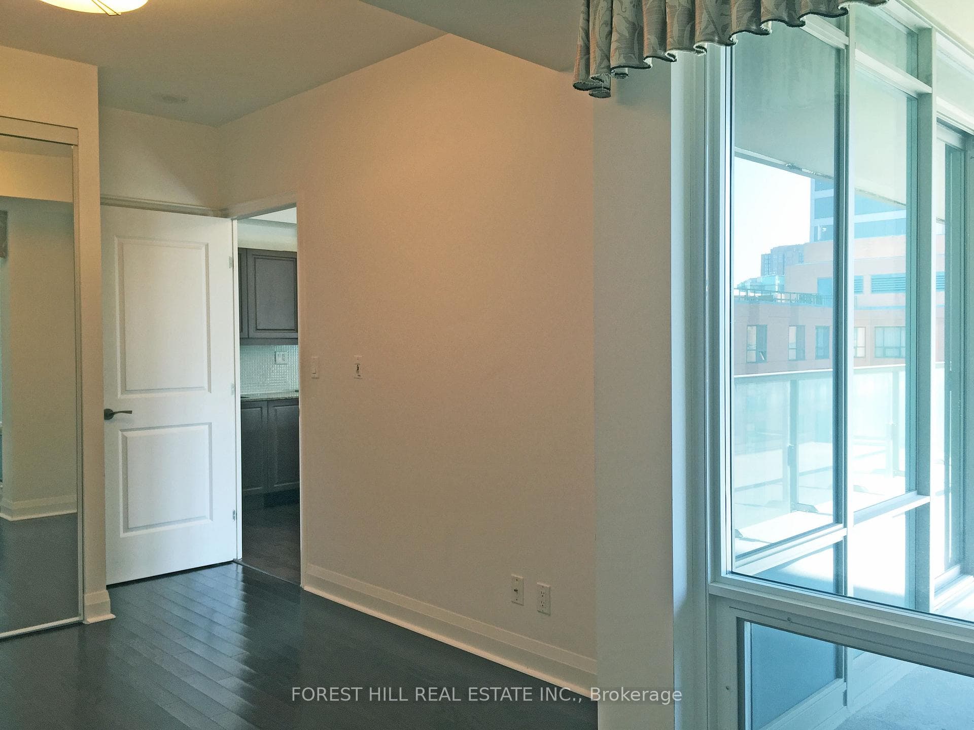 1 Bedford Road Unit 716 photo 7