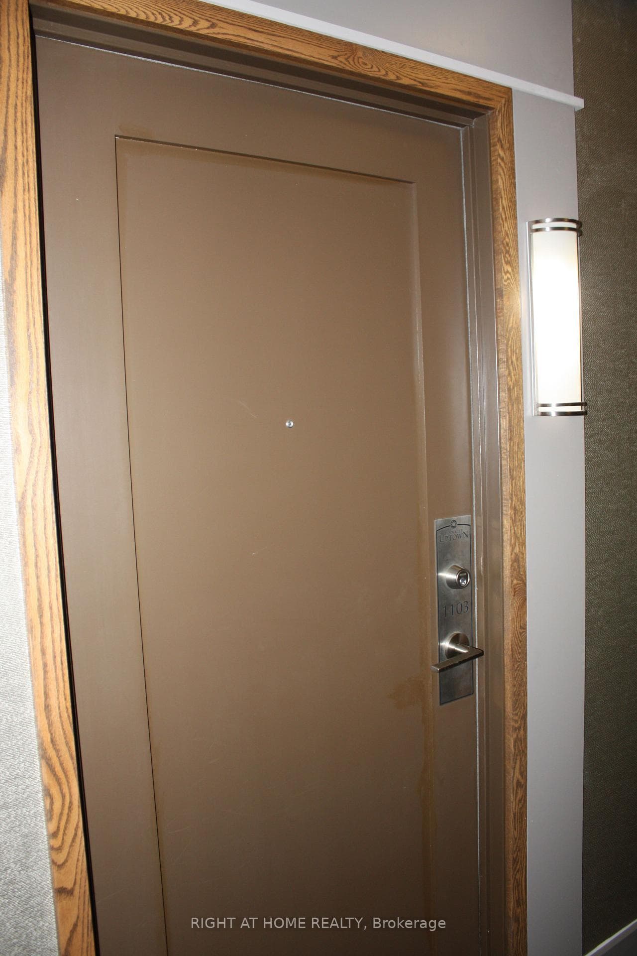 75 Eglinton Avenue Unit 1103 photo 22