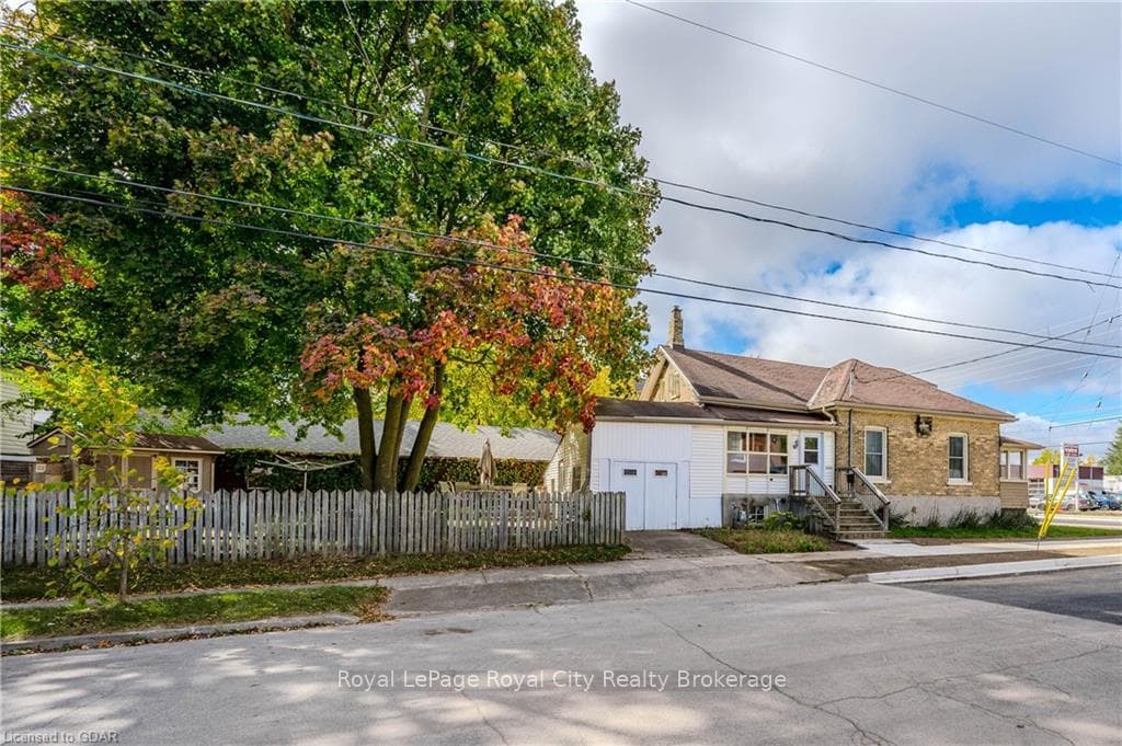 435 YORK Road photo 28