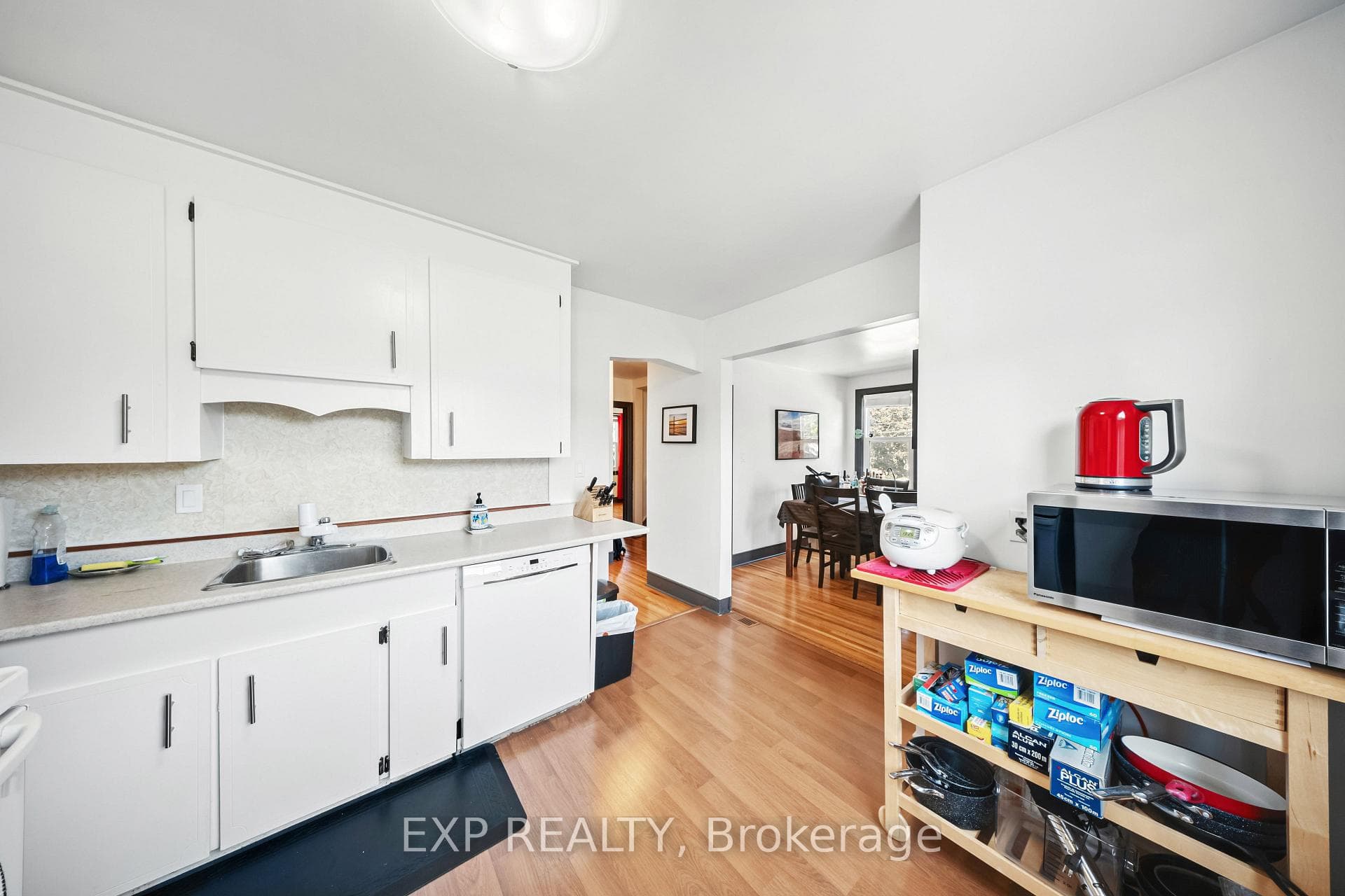339 Arlington Road photo 15
