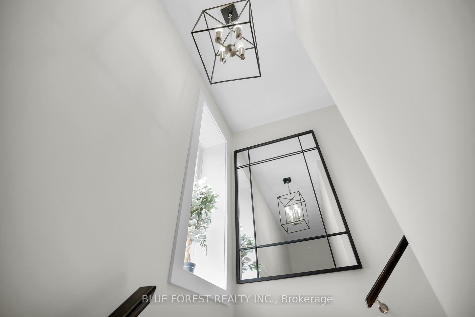 1883 Reilly Walk photo 21