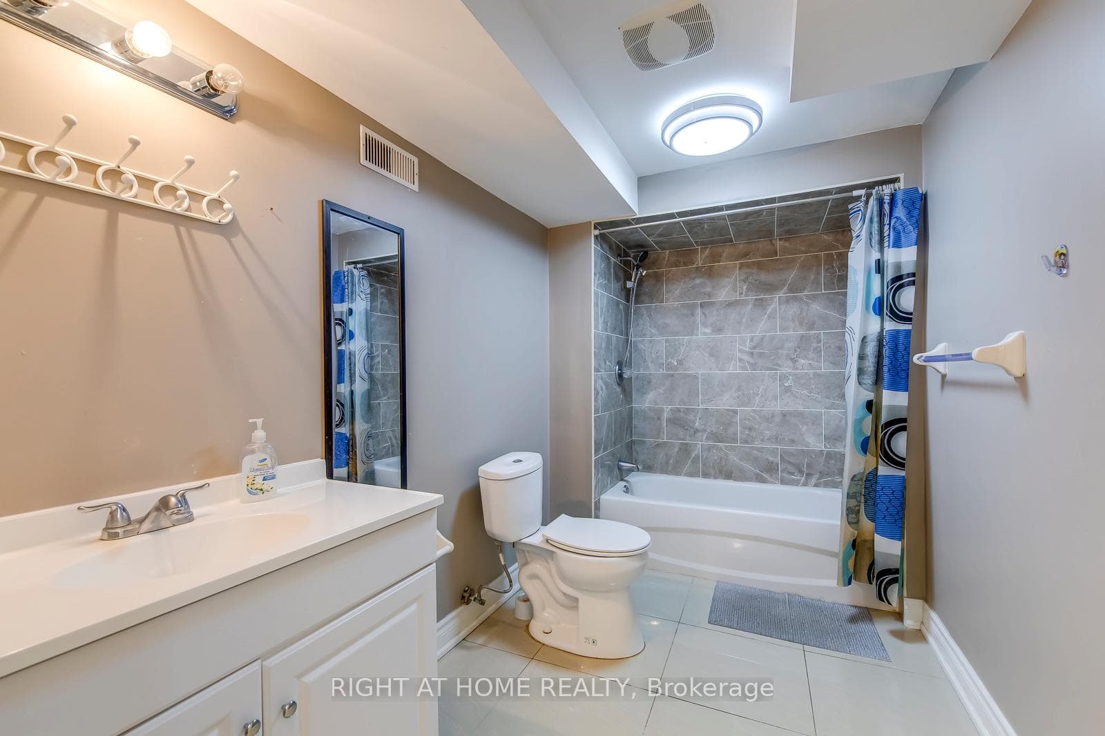 7 Timberglade Drive photo 34