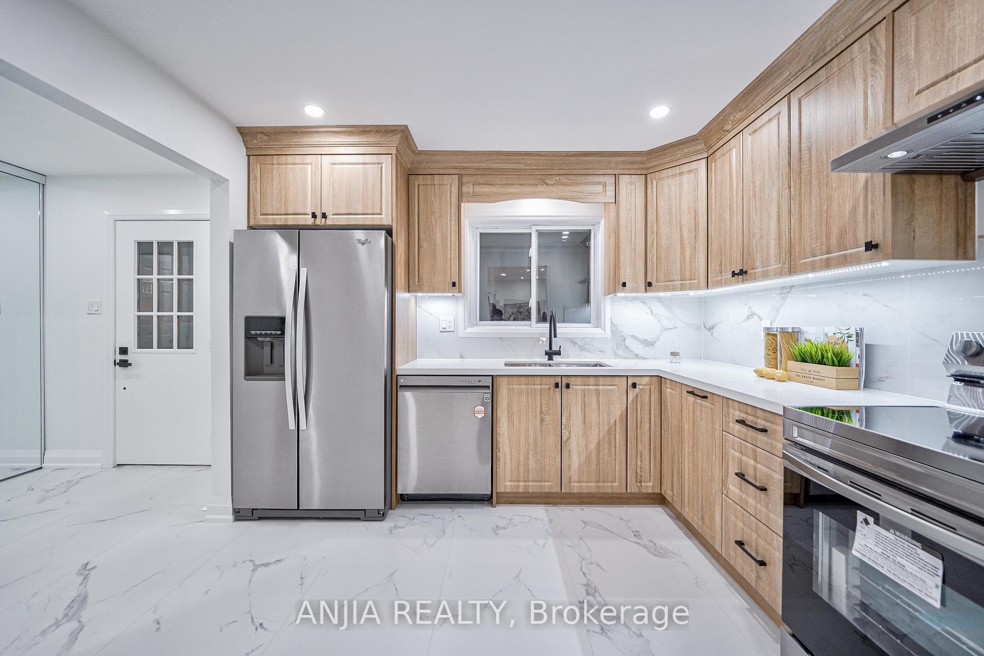 15 Brimwood Boulevard Unit 26 photo 19