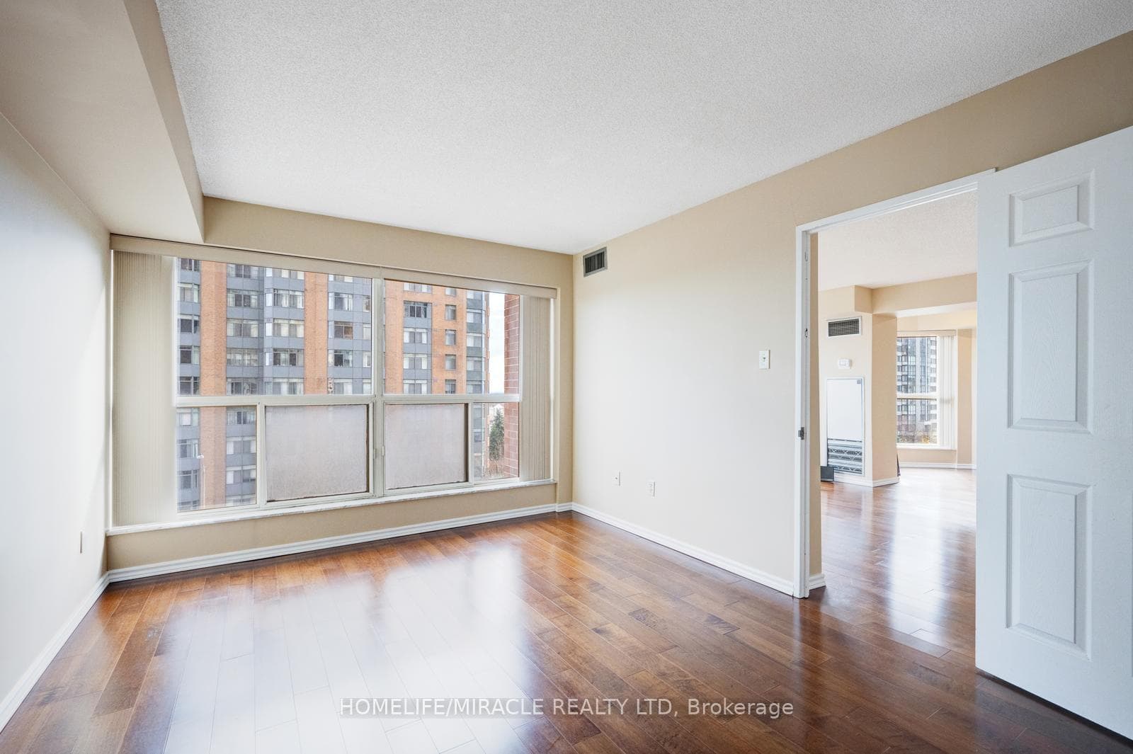 325 Webb Drive Unit 701 photo 24