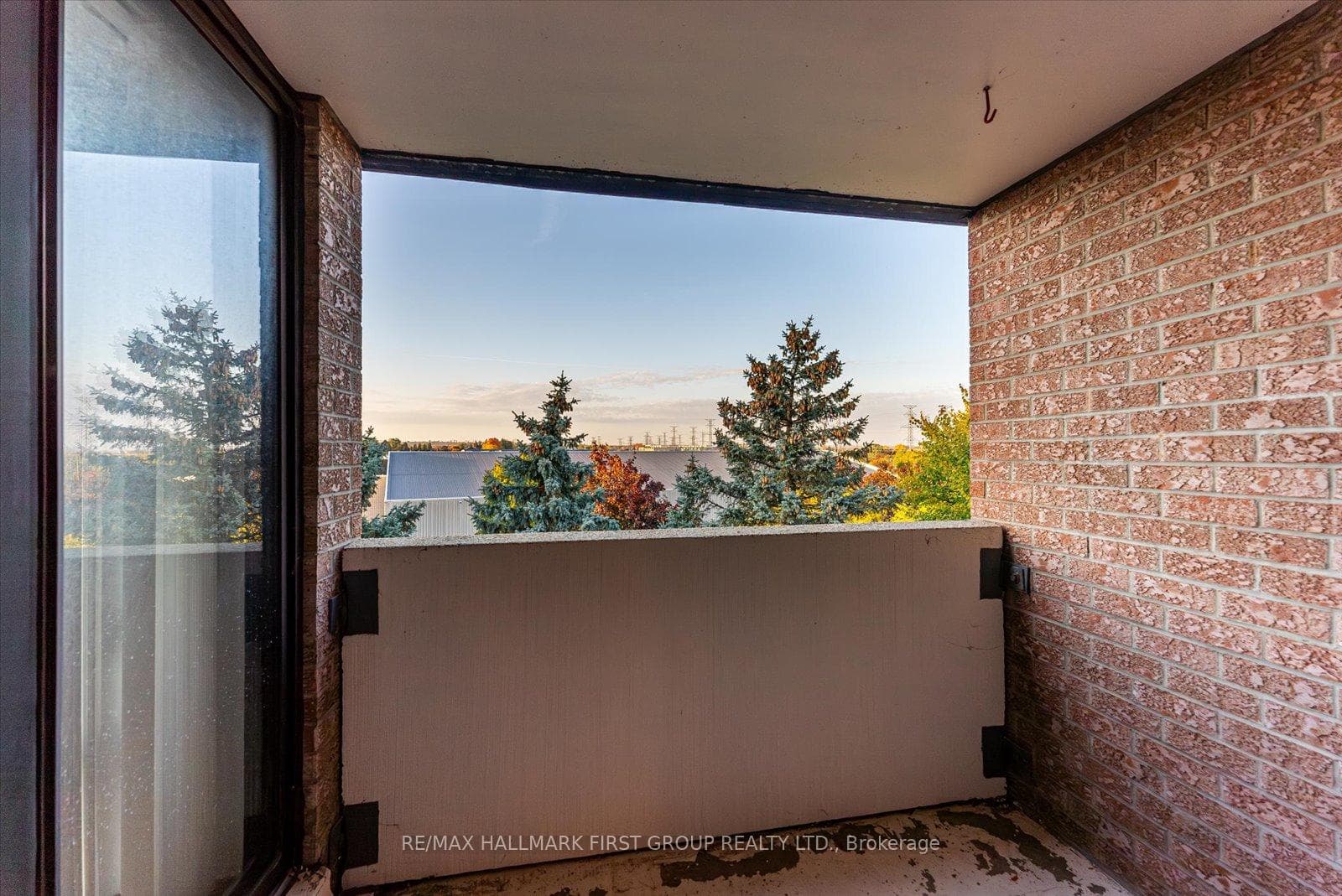 1525 Diefenbaker Court Unit 511 photo 11