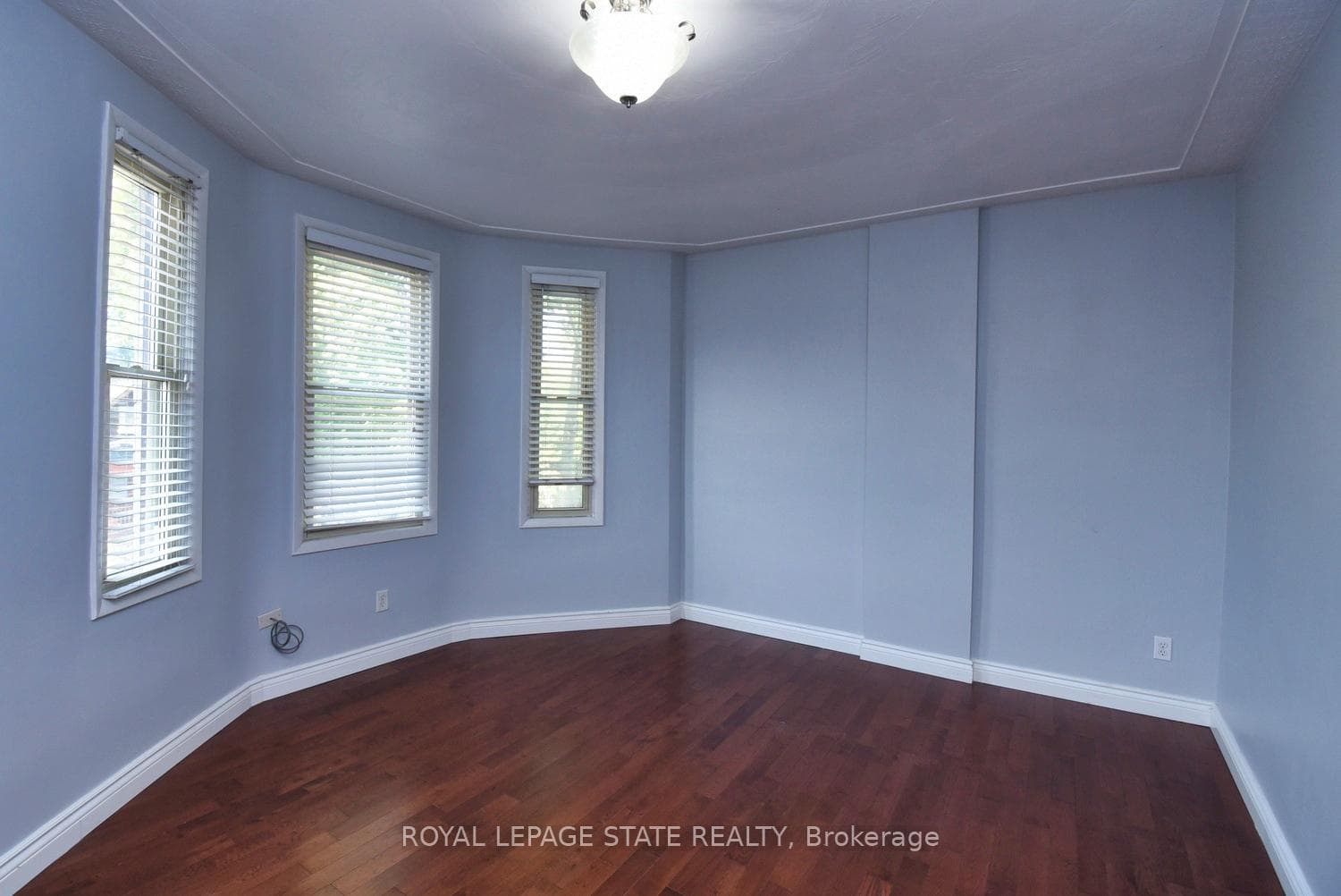 86 Earl Street photo 18