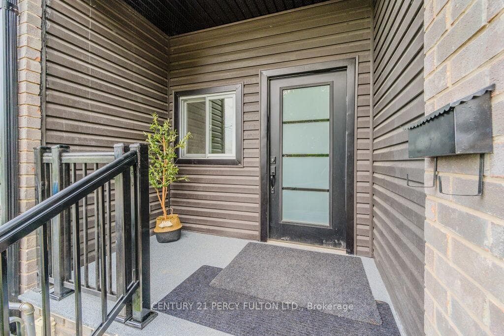 13 Bechtel Street photo 3