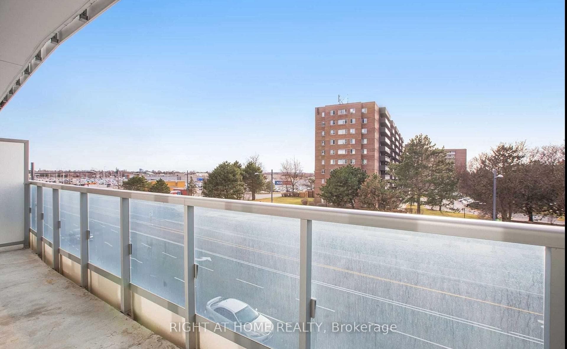 9471 Yonge Street Unit 316 photo 15
