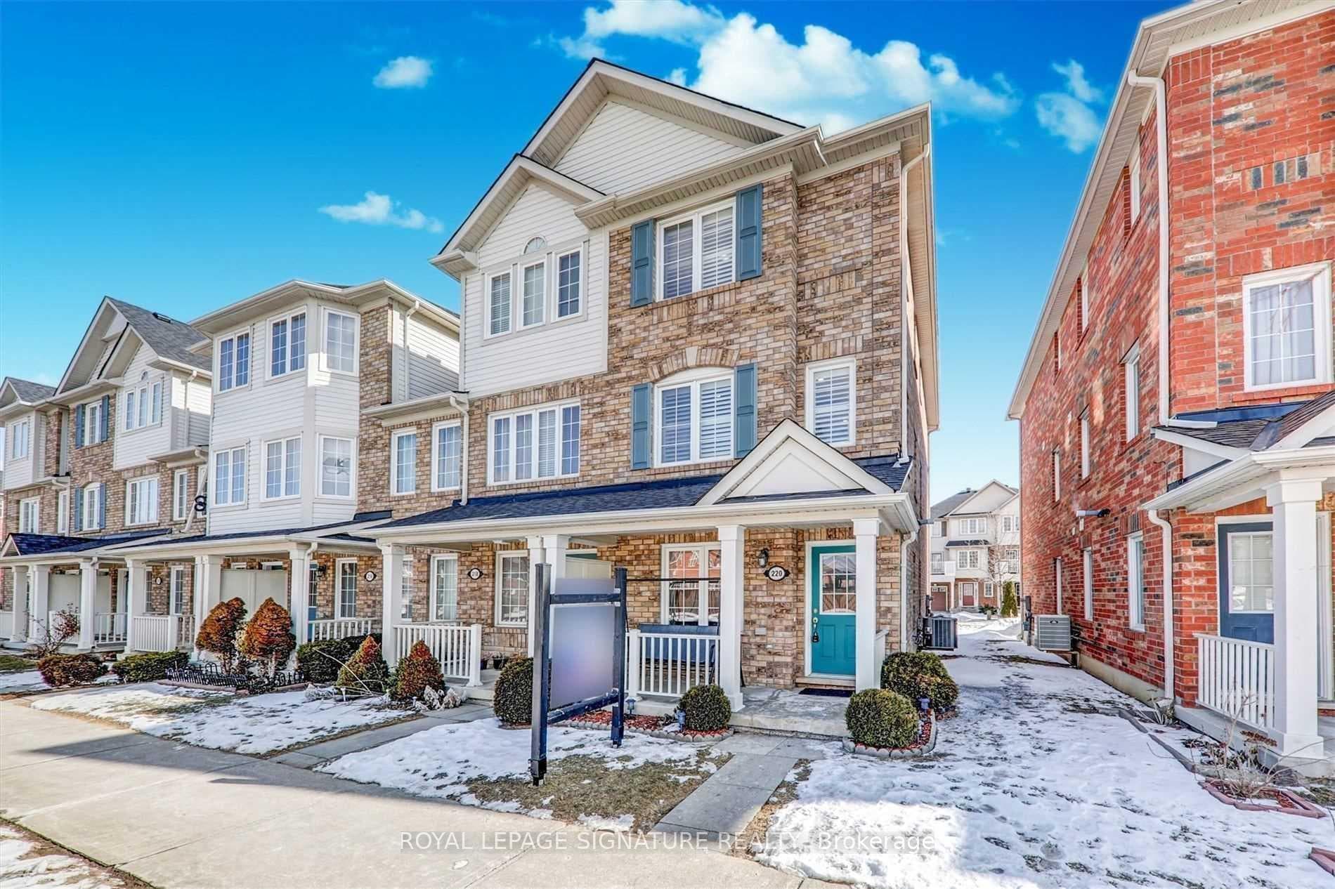 220 Rouge River Drive photo 2