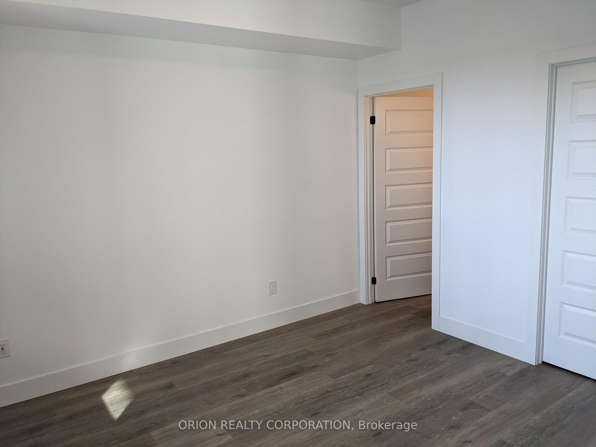 26 Lowes Road Unit 404 photo 5