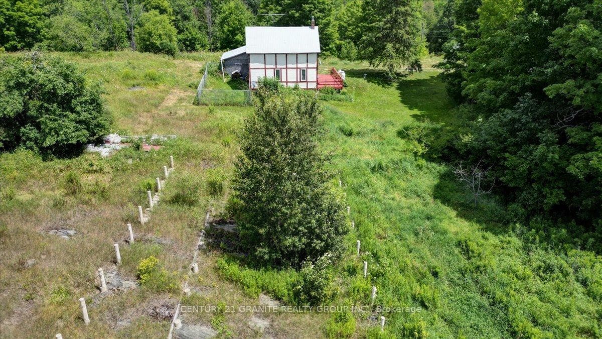 710 Rose Island Road photo 33