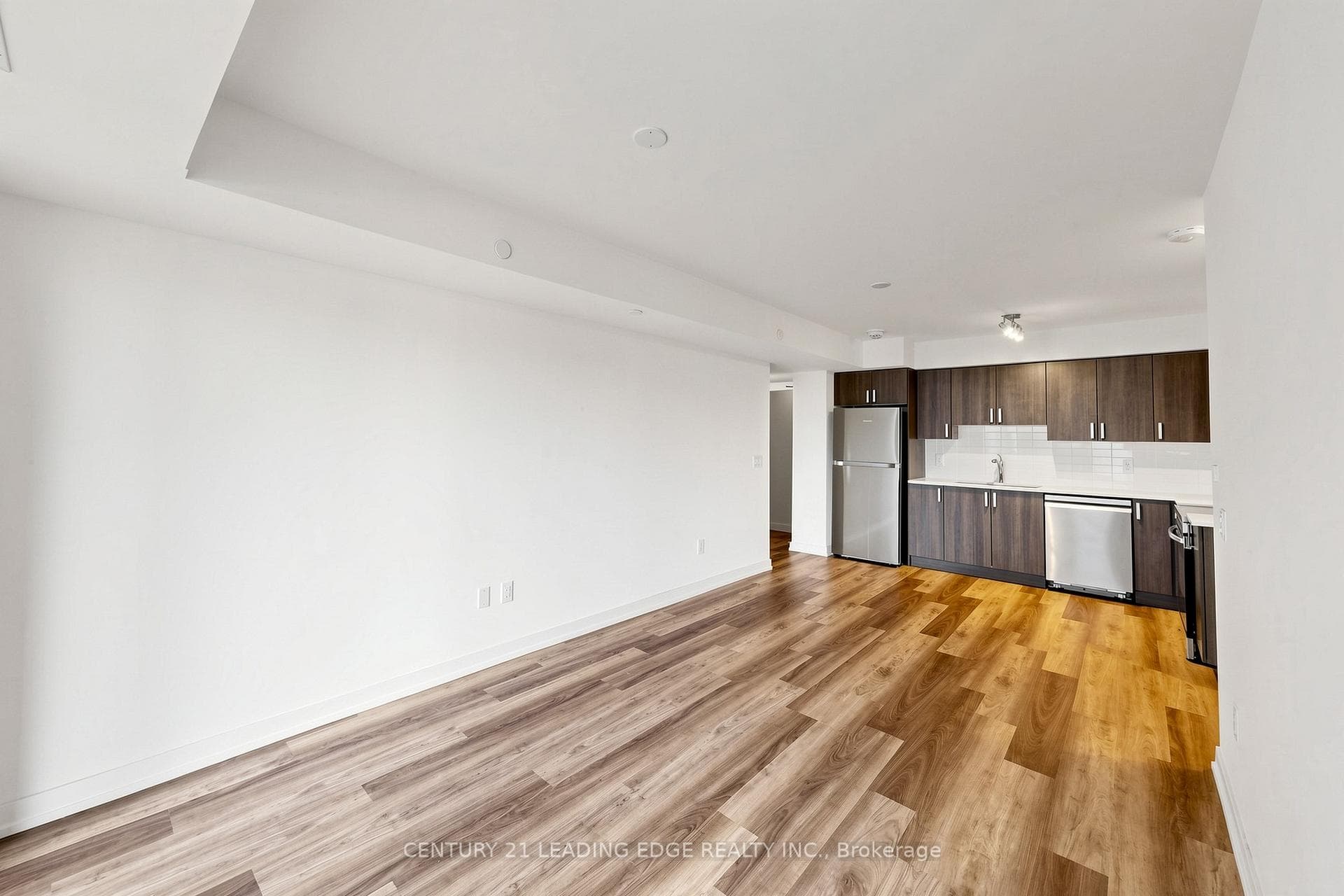 1480 Bayly Street Unit 522 photo 10
