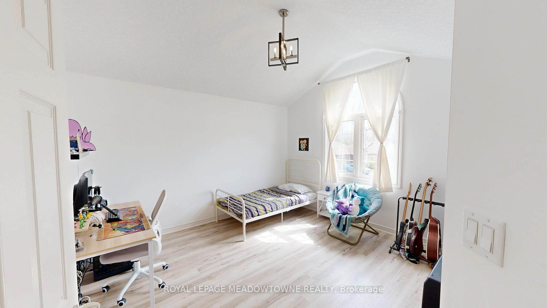 30 Jacklin Court photo 18