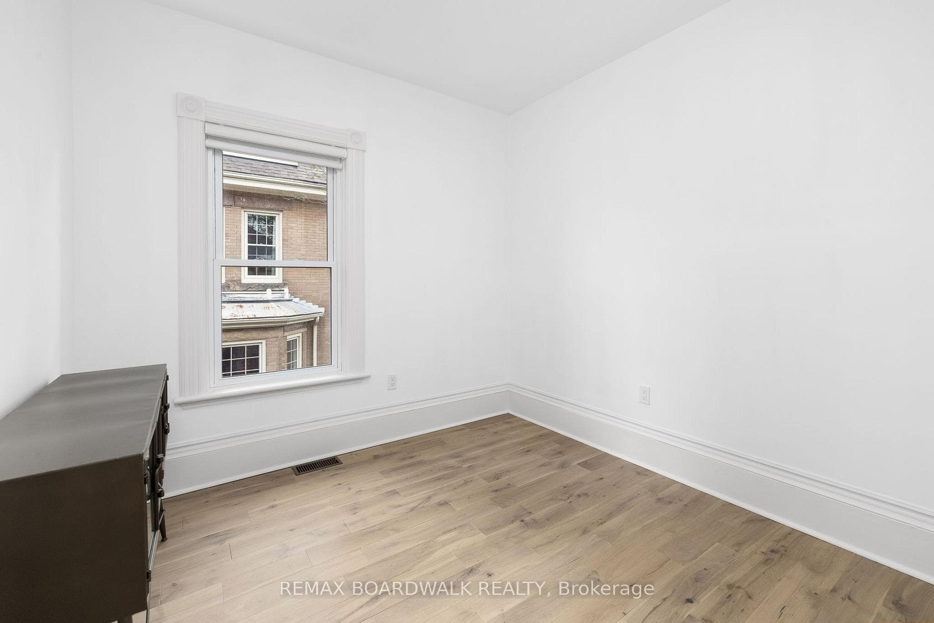 45 Drummond Street photo 25