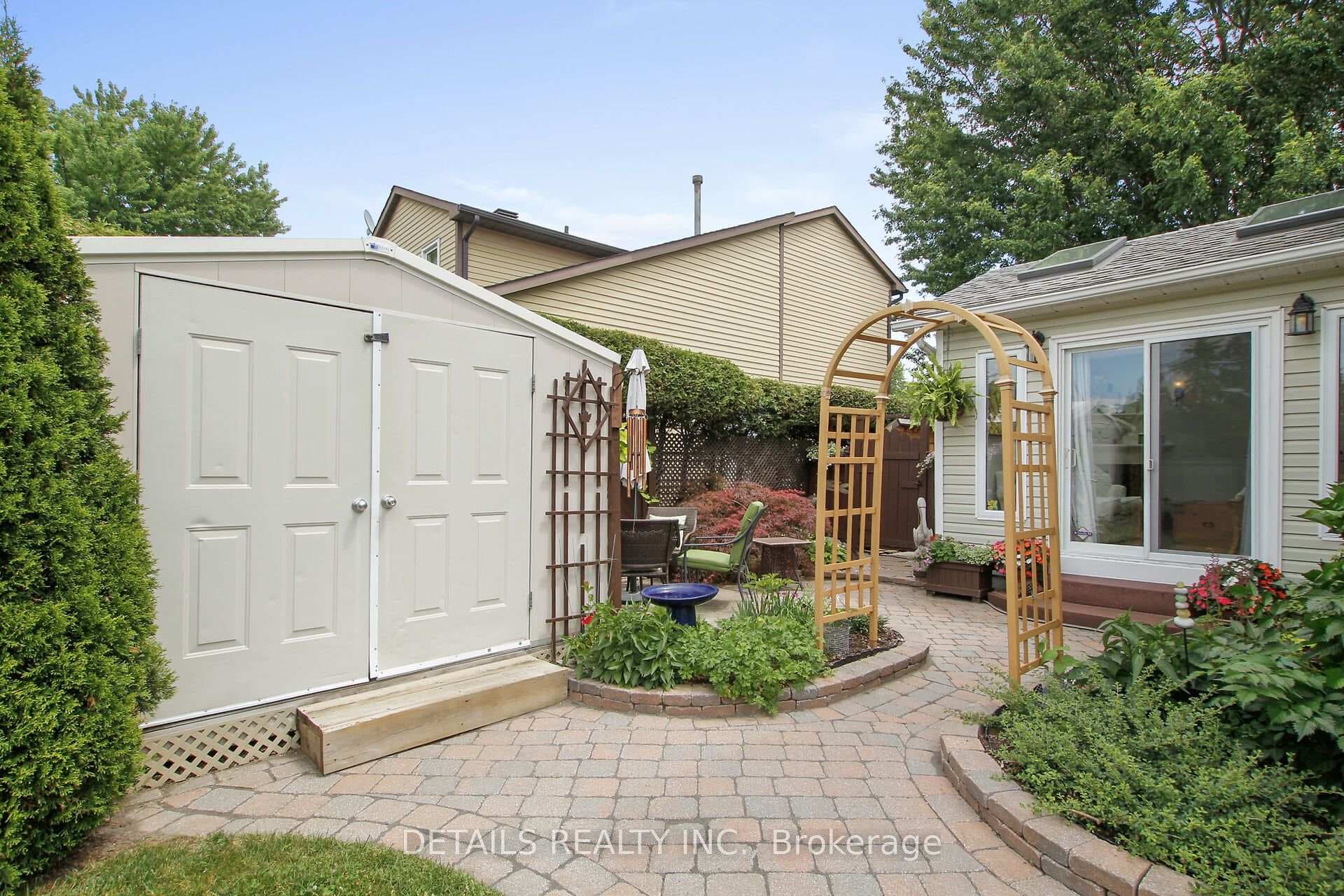 Access from sunroom