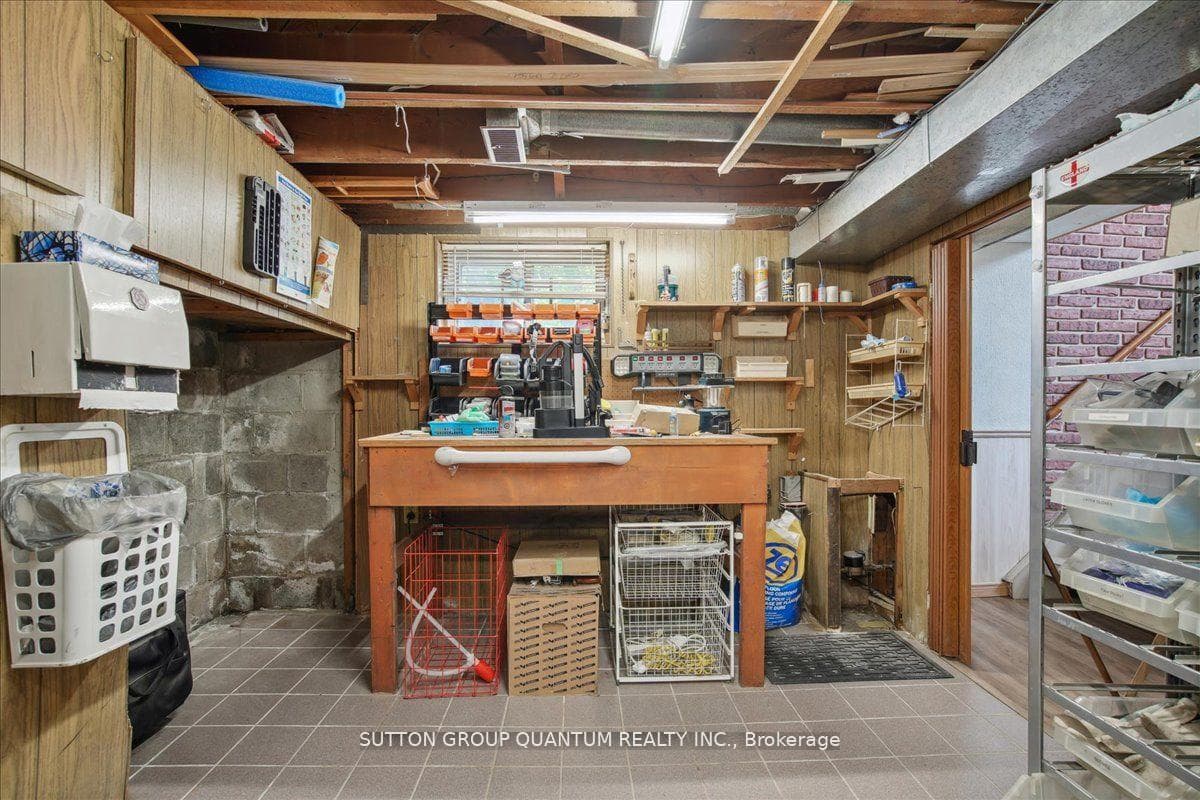 186 Aldercrest Road photo 33