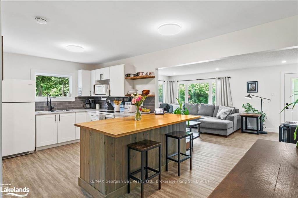 51 LOUIS Avenue photo 10