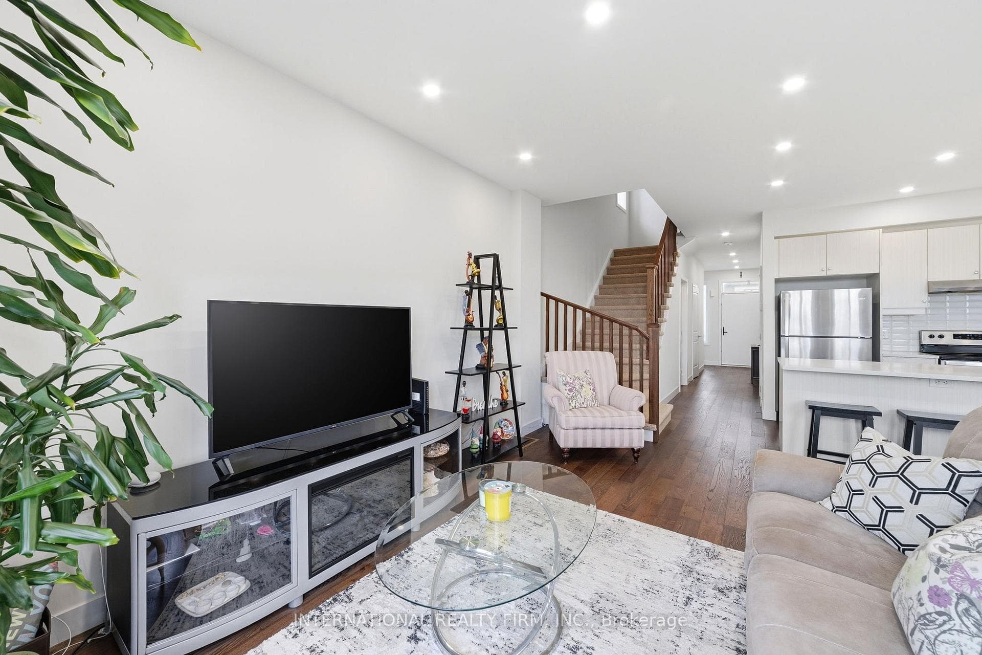 134 Bedrock Drive photo 6