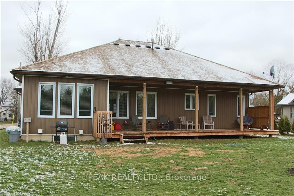 38812 Vienna Street photo 19