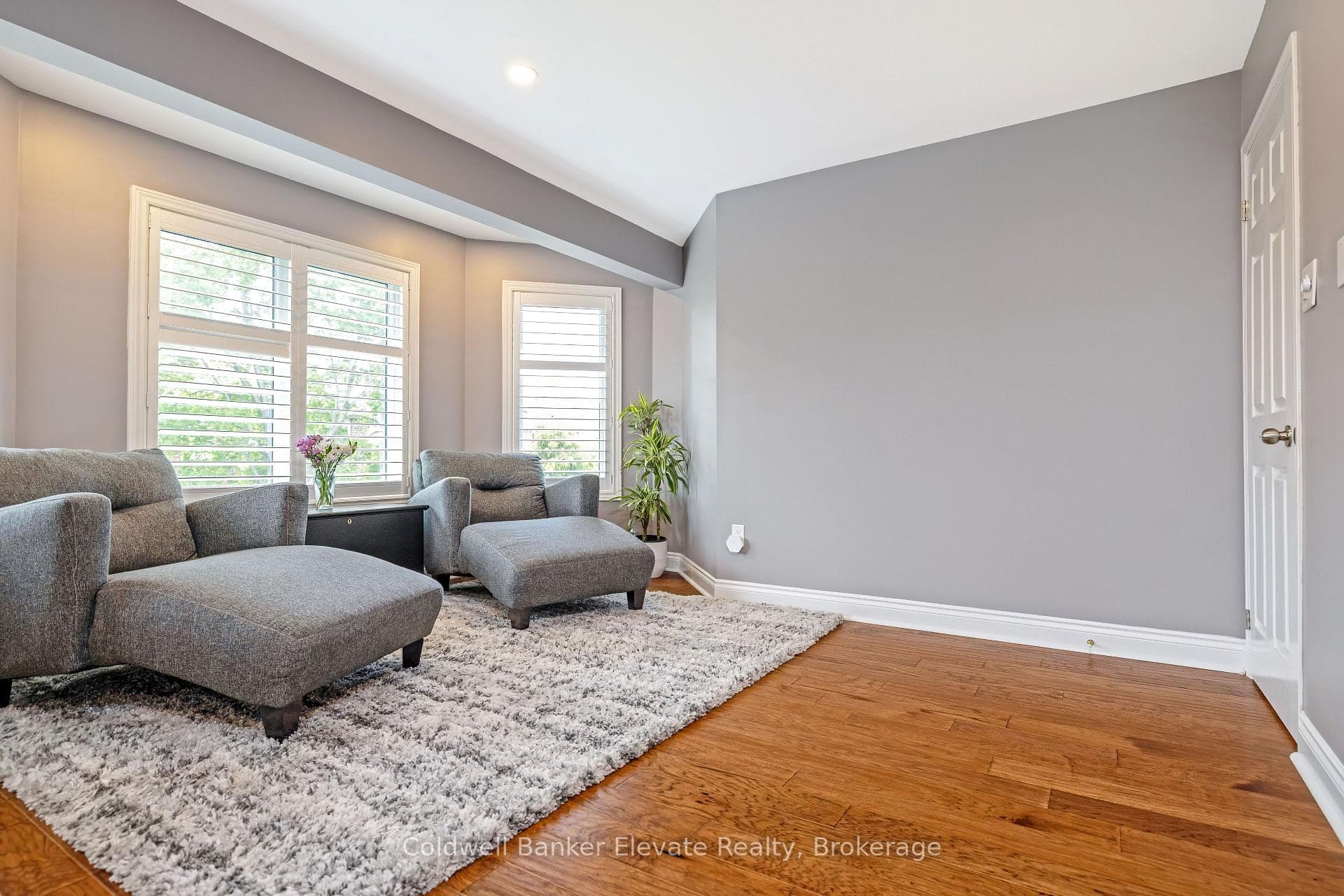 52 Curry Crescent photo 27