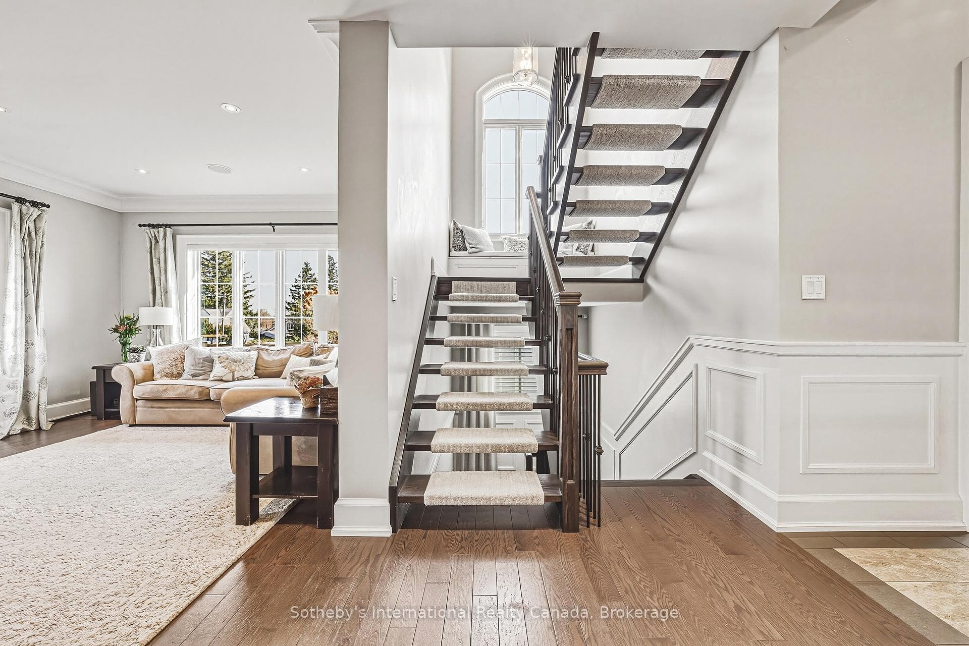 Floating Staircase Alternate
