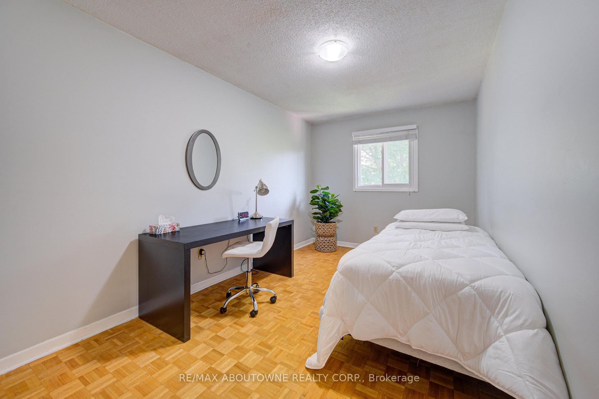 1140 Avondale Drive photo 22