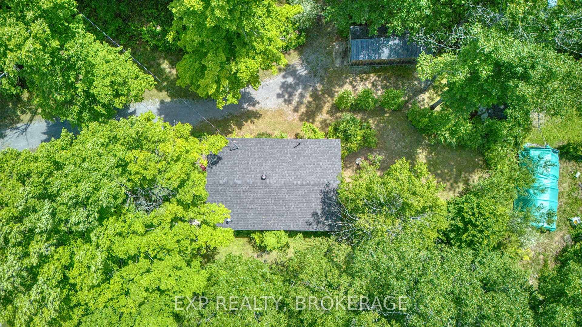 1036 Lakeshore Road photo 28