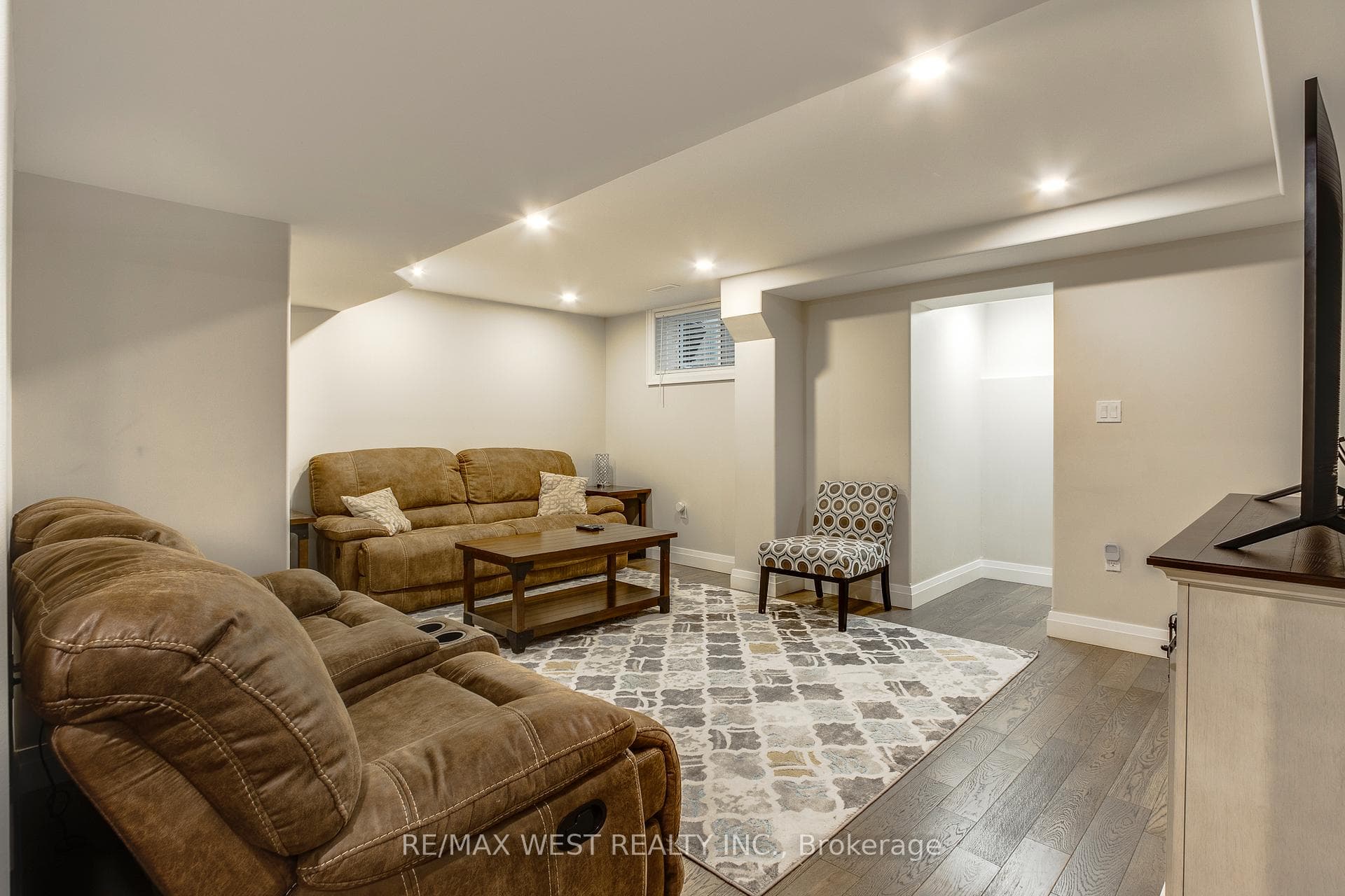 14 Sheppard Drive photo 24