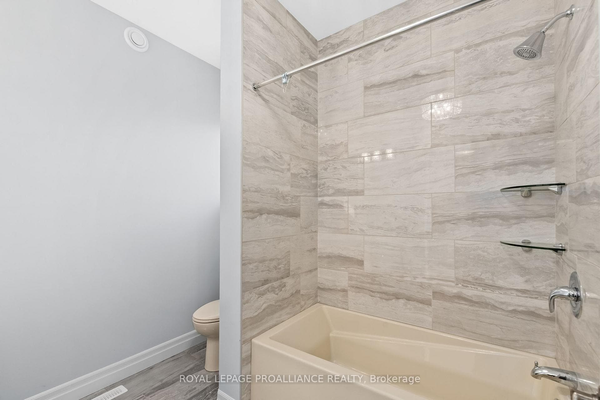 41 Bel Air Crescent photo 26